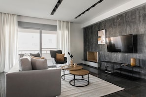 TV connectée, cheminée