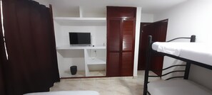 11 Schlafzimmer, Bügeleisen/Bügelbrett, kostenloses WLAN, Bettwäsche