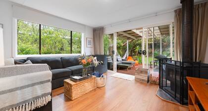 COAST NEST | Relaxing Beach Retreat | Ideal for Couples | Pet Friendly