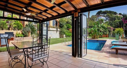 Villa with spectacular views in Malaga, 5 minutes from the beach