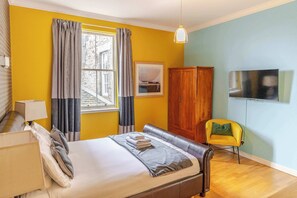 3 soverom, strykejern/-brett, wi-fi og sengetøy