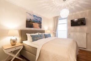 2 chambres, fer et planche à repasser, Wi-Fi gratuit, draps fournis