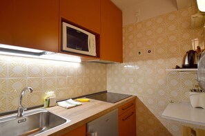 Fridge, microwave, coffee/tea maker, electric kettle - NARDIS 205 BILOCALE MhD apt (Madonna di Campiglio)