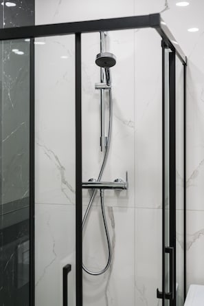 Douche, shampoing