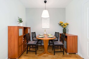 Dining - Stylish Apartment with Balcony | Close to Malta Lake (Poznan)