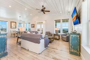 Televisión de pantalla plana y estéreo 