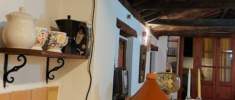 Interni