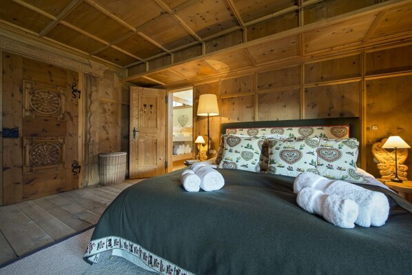 5 bedrooms, free WiFi, bed sheets - Impeccable 5-bed House in Saint-luc (Anniviers)