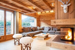 Living room - Captivating 5-bed House in Sölden (Soelden)
