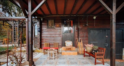 Set in a full green environment with large garden, treehouse and 70a of woodland
