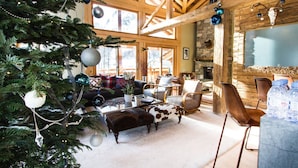 House, Multiple Beds | Living room - Lovely 5-bed Chalet in Lech (Lech am Arlberg)