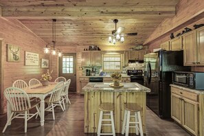 Fridge, microwave, dishwasher, coffee/tea maker