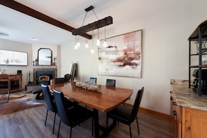 Dining - Cliffside Casa | Mtn Views, Skiing & Dogs OK (Durango)