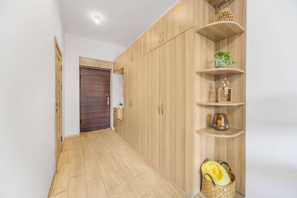 Economy Apartment | Living area