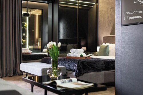 Stay Inn  on Buzand Str. 97