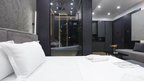 Stay Inn  on Buzand Str. 97