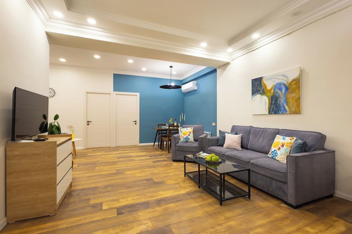 Signature Apartment | Living area | Flat-screen TV
