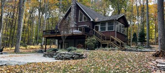 Private and Cozy Lake Wallenpaupack Retreat
