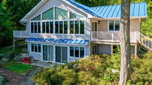 Unclassified image, 4 of 46, button - Lake Winnipesaukee Waterfront Vacation Rental in Moultonborough (Moultonborough)