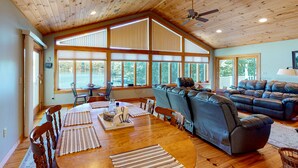 Unclassified image, 5 of 46, button - Lake Winnipesaukee Waterfront Vacation Rental in Moultonborough (Moultonborough)