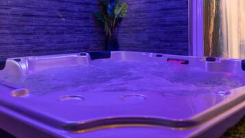 Bain à remous intérieur