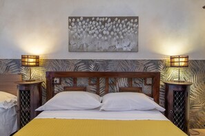 3 bedrooms, free WiFi, bed sheets - Apartment "Saija" with Sea View, Shared Pools & Wi-Fi (Pozzallo)