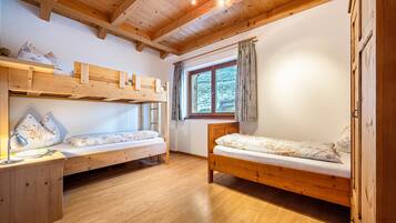 2 chambres, Wi-Fi gratuit, draps fournis