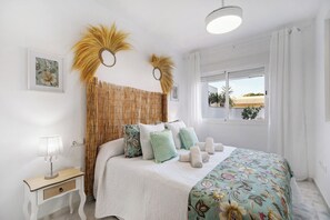 2 dormitorios, tabla de planchar con plancha, wifi gratis y ropa de cama