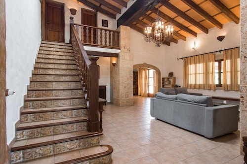 Finca "Es Caulls" with Pool & Wi-Fi