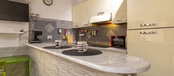 Vacation Home "La Casetta Bianca" with Air Conditioning & Wi-Fi