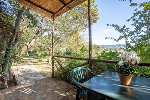 Outdoor dining - Gelsomina – Agriturismo La Valentina with Terrace and Wi-Fi (Talamone)
