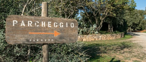 Dettaglio esterni