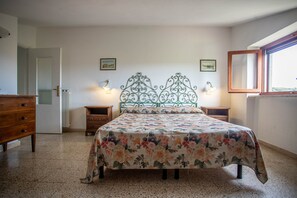 2 bedrooms, free WiFi, bed sheets - Enrica – Agriturismo La Valentina with Garden and Wi-Fi (Talamone)