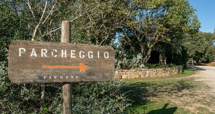 Lidia - Agriturismo La Valentina with Garden and Wi-Fi