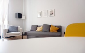 TV - Apartment "Casa Caterina" with Terraces and Wi-Fi (Levanto (SP))