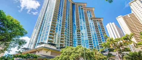 Condo, 2 Bedrooms | Exterior