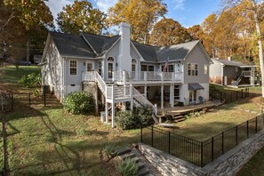Exterior - Waterfront home with stunning Lake Norman views in Mooresville (Mooresville)