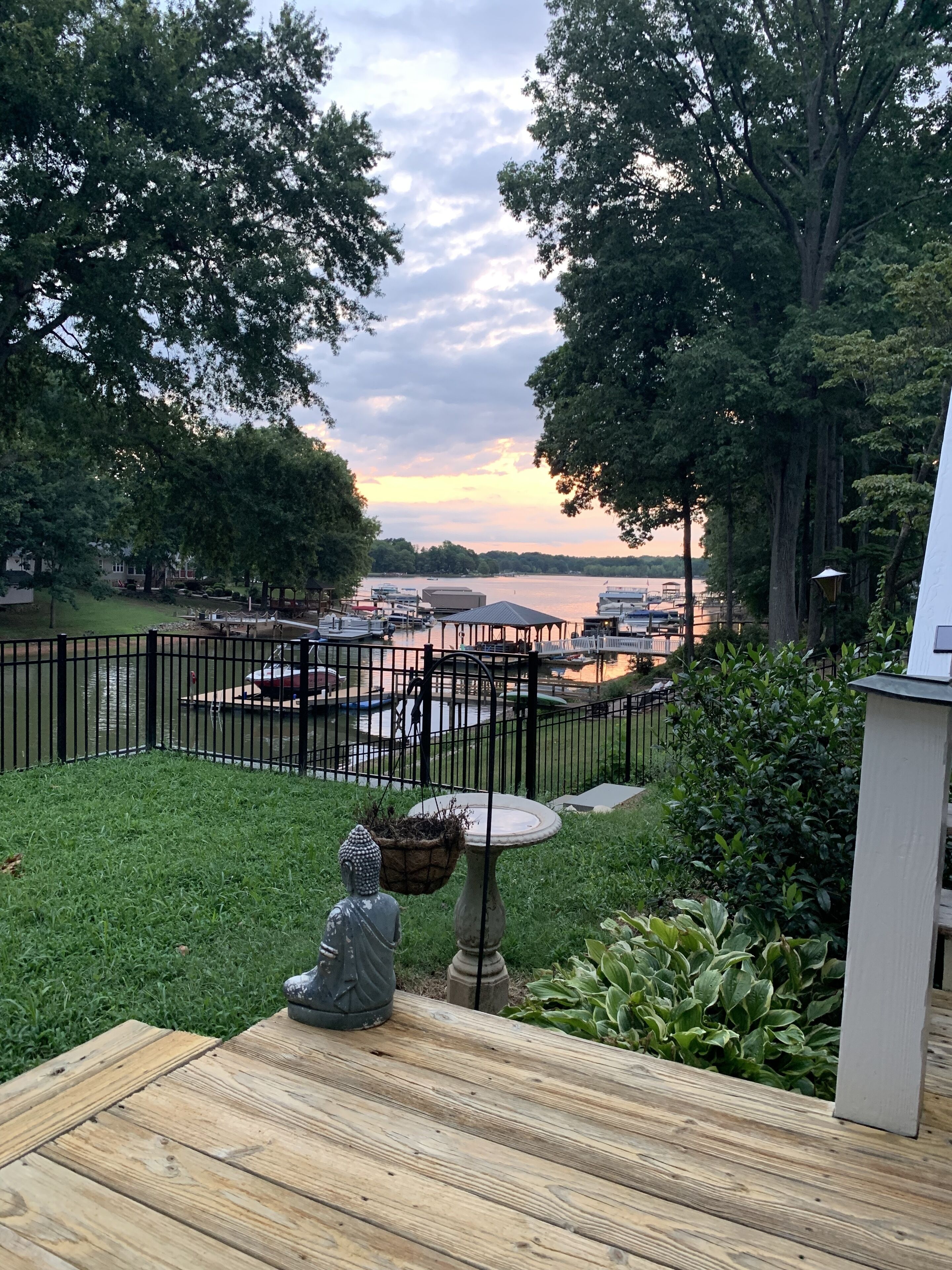 Waterfront home with stunning Lake Norman views in Mooresville