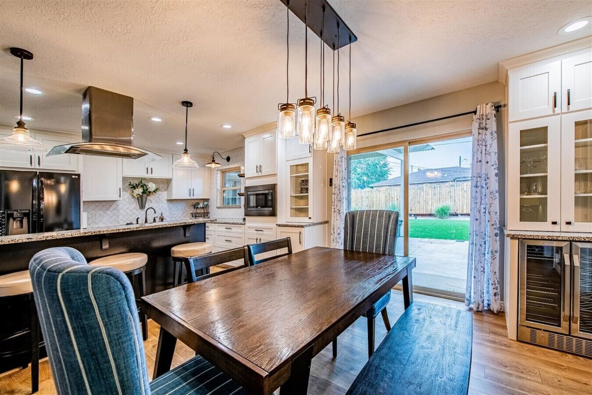 The Tree House on Los Arboles