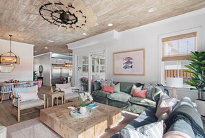 Smart TV, video games, music library, video library - Lux Beach Home Pool Sauna Golf Cart Fenced Yard (Santa Rosa Beach)