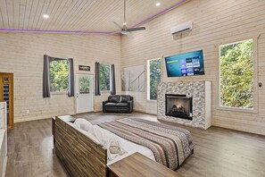 1 bedroom, iron/ironing board, free WiFi, bed sheets