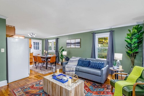 New River Gorge Cottage w/Games, Fire Pit, & Grill