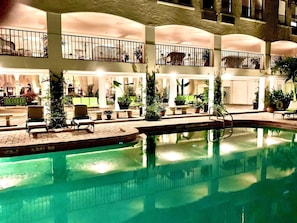 Beheizter Pool