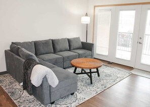 Téléviseur, bureau