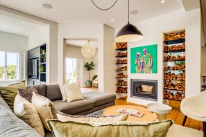 TV, fireplace, offices