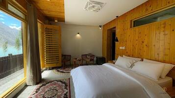 Deluxe Room | Free WiFi, bed sheets