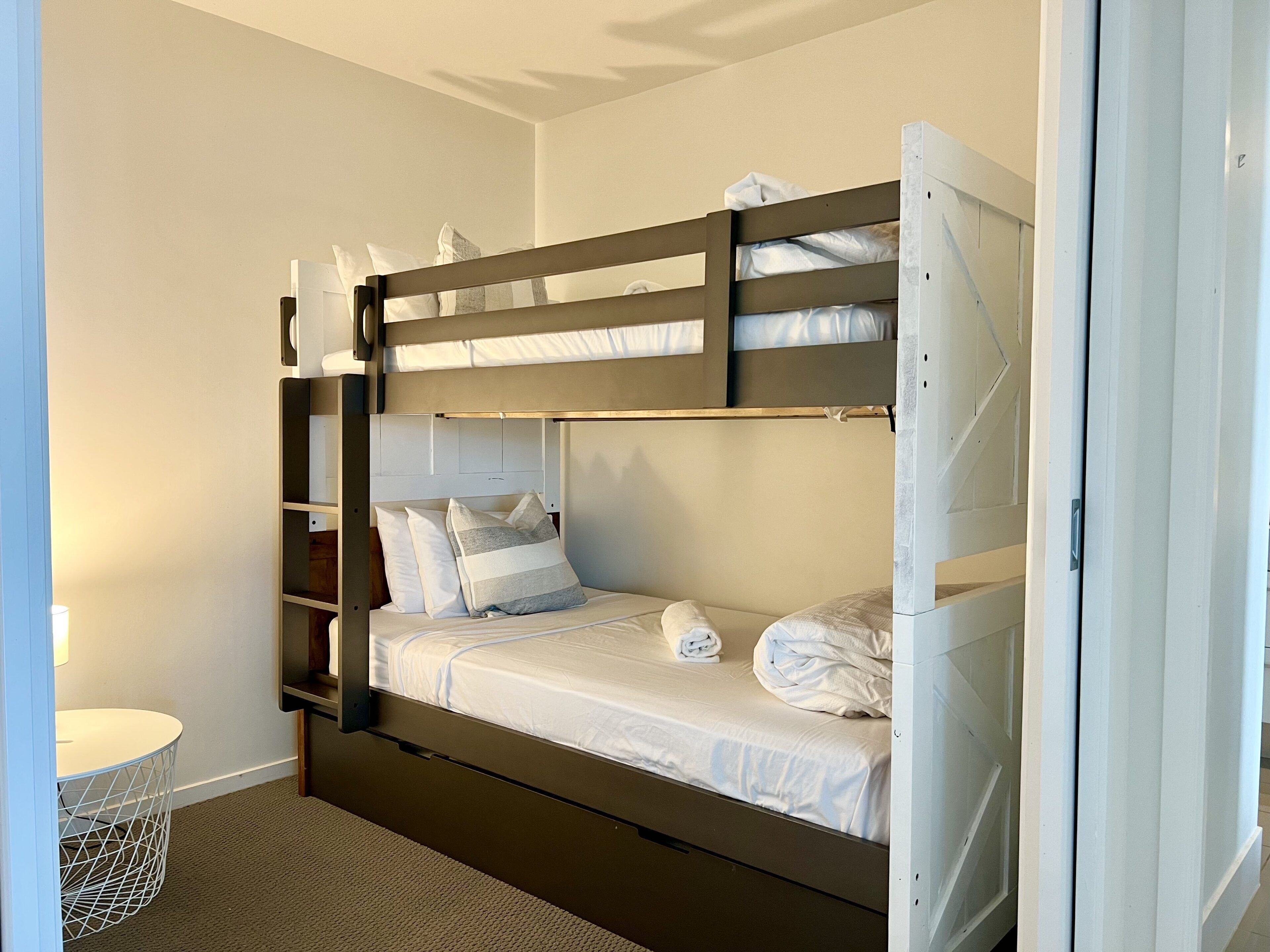 2 makuuhuonetta, Wi-Fi