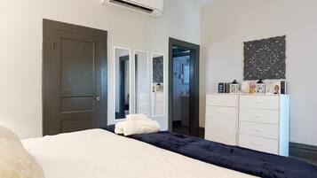 1 Schlafzimmer, Schreibtisch, Bügeleisen/Bügelbrett, kostenloses WLAN