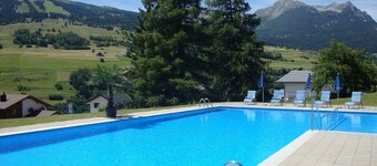 Schneesport, Wandern, Bike- & Bade-spass im Herzen Graubündens