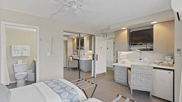 1 makuuhuone, työpöytä, ilmainen Wi-Fi, vuodevaatteet